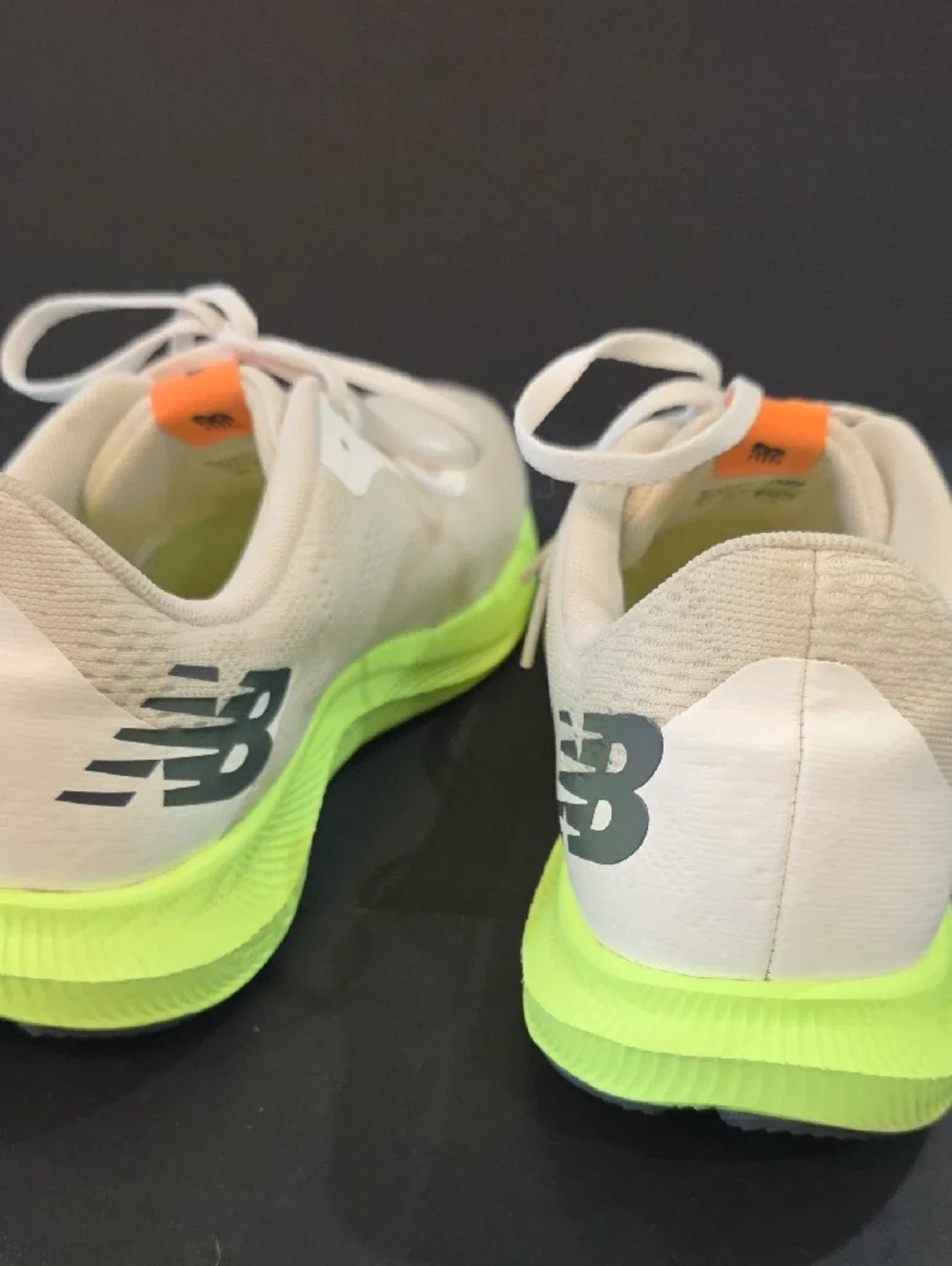 New Balance Dynasoft Women's Beige Mesh Runners Neon Yellow-Green Sole Size 9